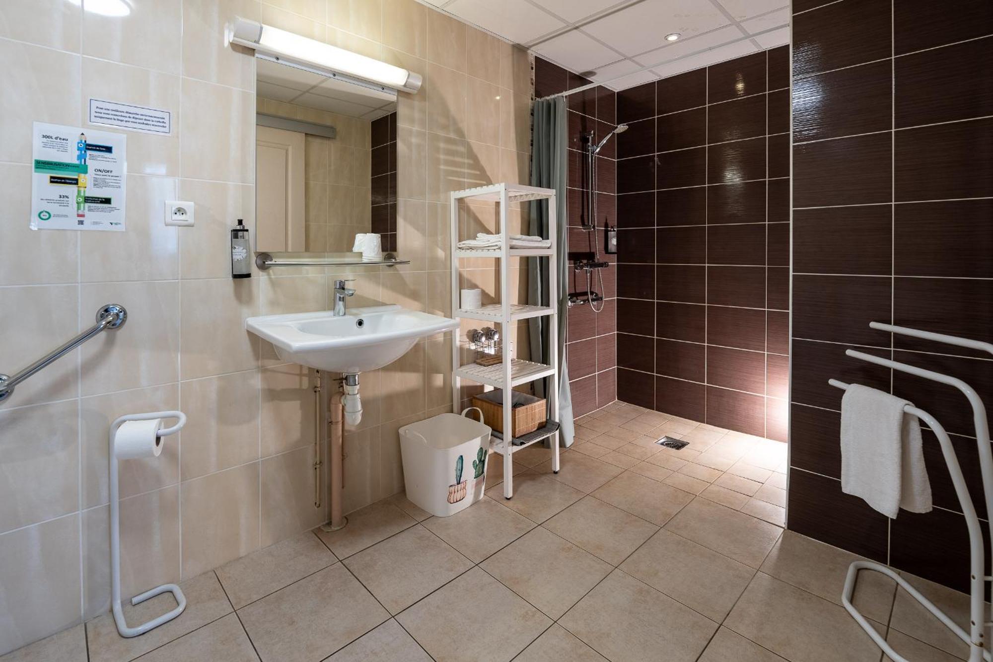 Villa Hotel Gien Zewnętrze zdjęcie